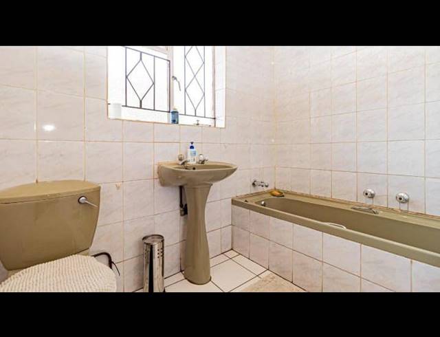 4 BEDROOM HOUSE FOR SALE IN SPRUITVIEW